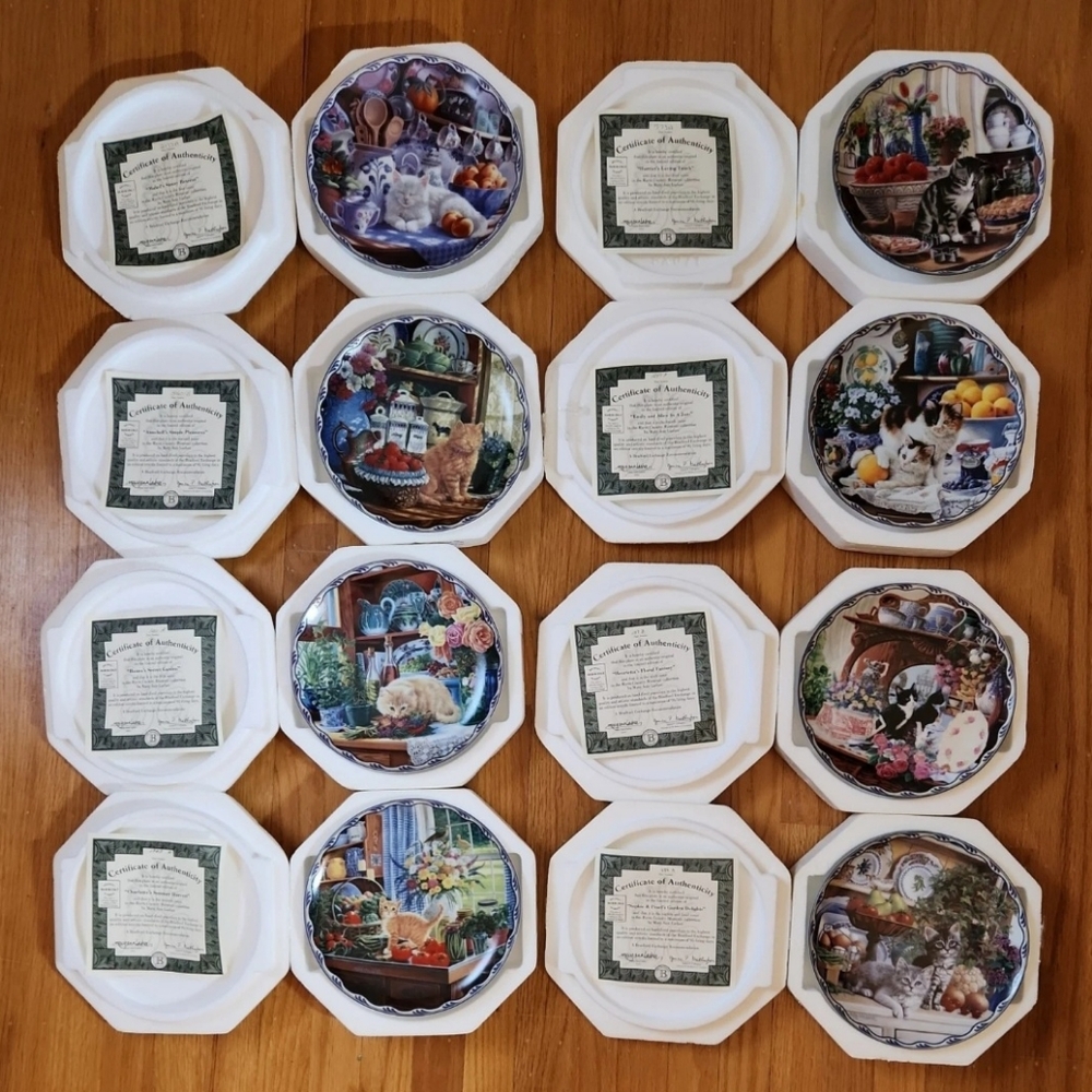 Bradford Exchange Cat Plates Warm Country Moments Set of 8 w/ COA & Case Lasher